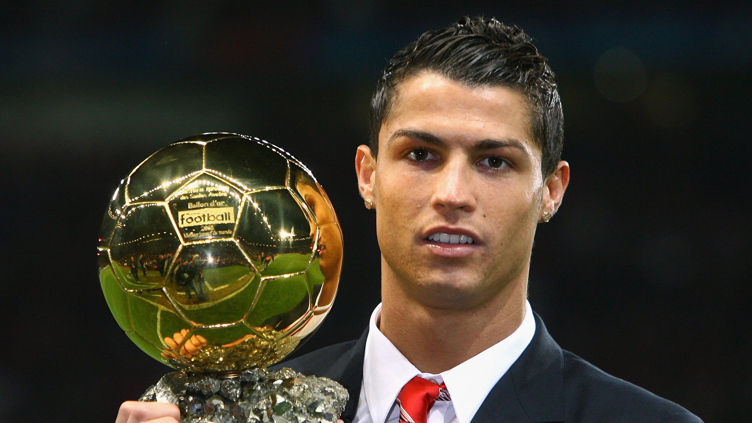 英超球队为欧战资格努力